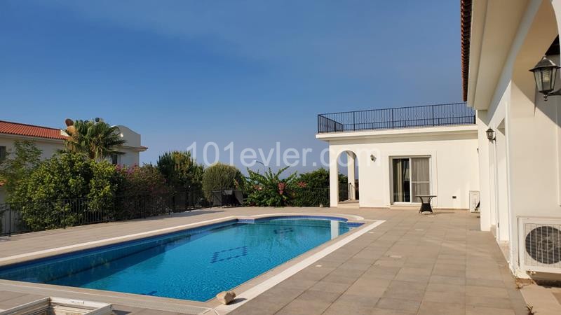 5 Bedroom Villa for sale 270 m² in Esentepe, Girne, North Cyprus